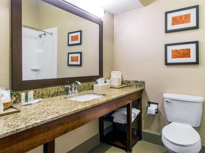Quality Suites Корбін Екстер'єр фото