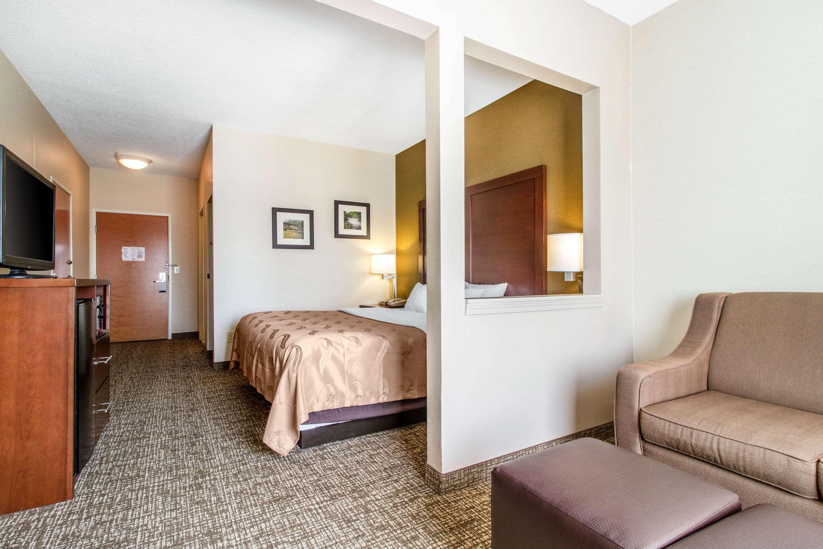 Quality Suites Корбін Екстер'єр фото
