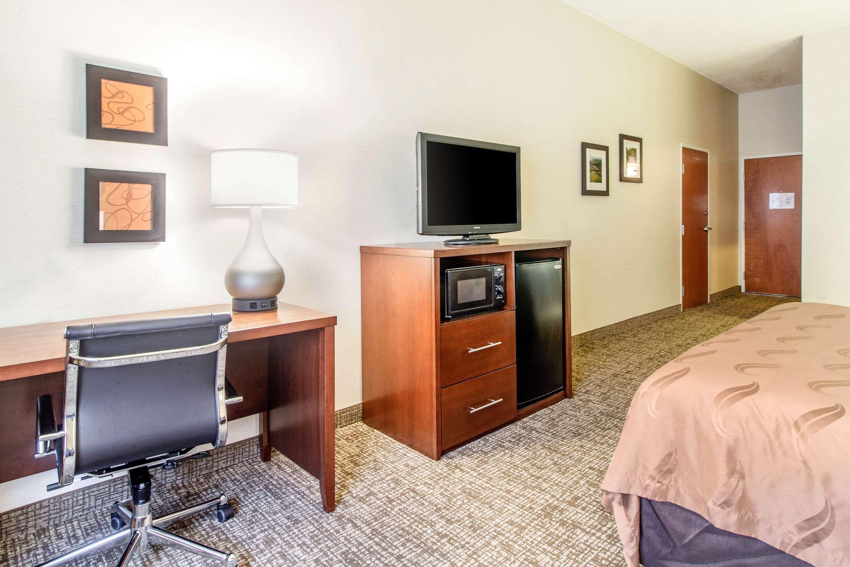 Quality Suites Корбін Екстер'єр фото