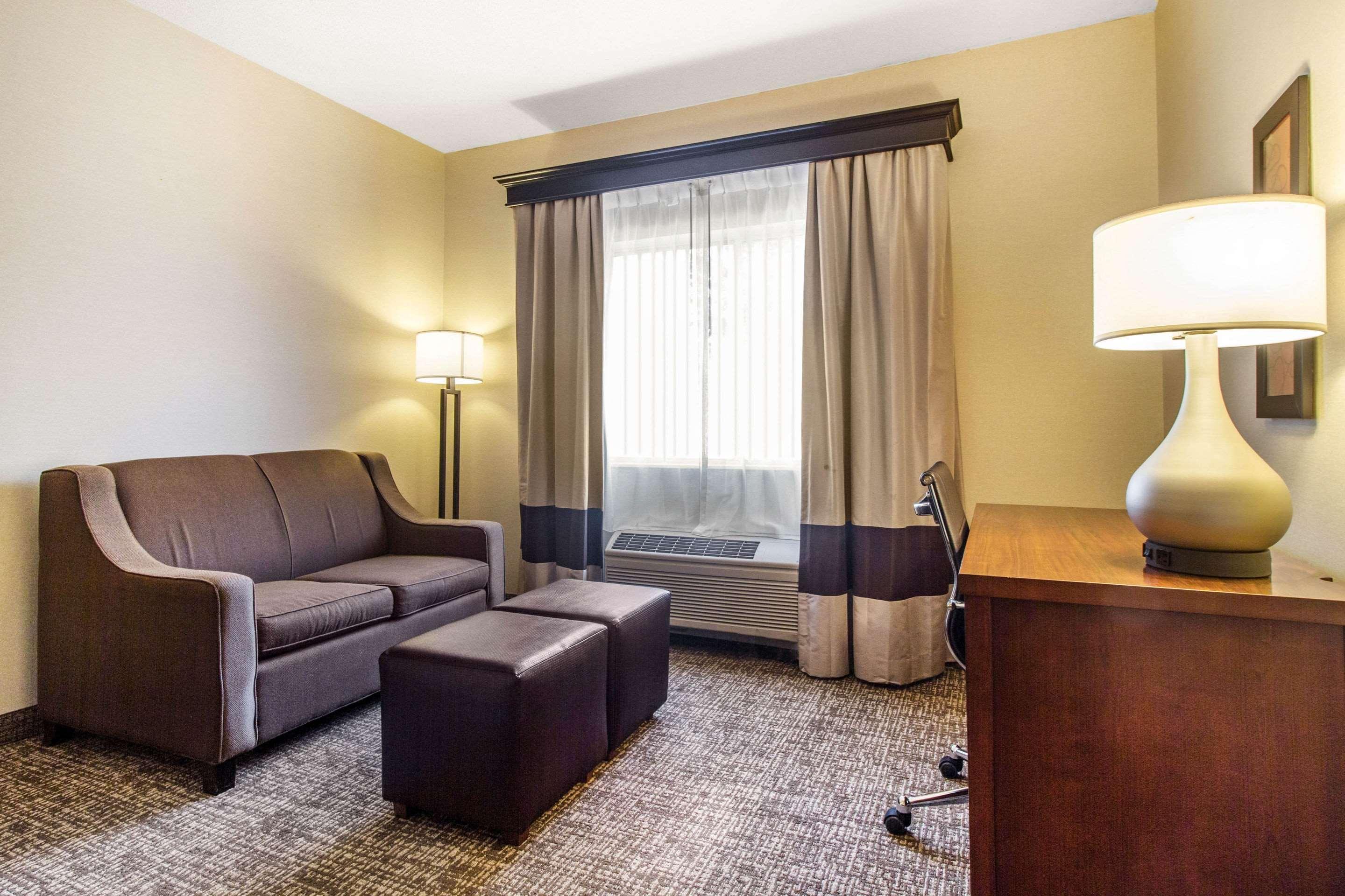 Quality Suites Корбін Екстер'єр фото