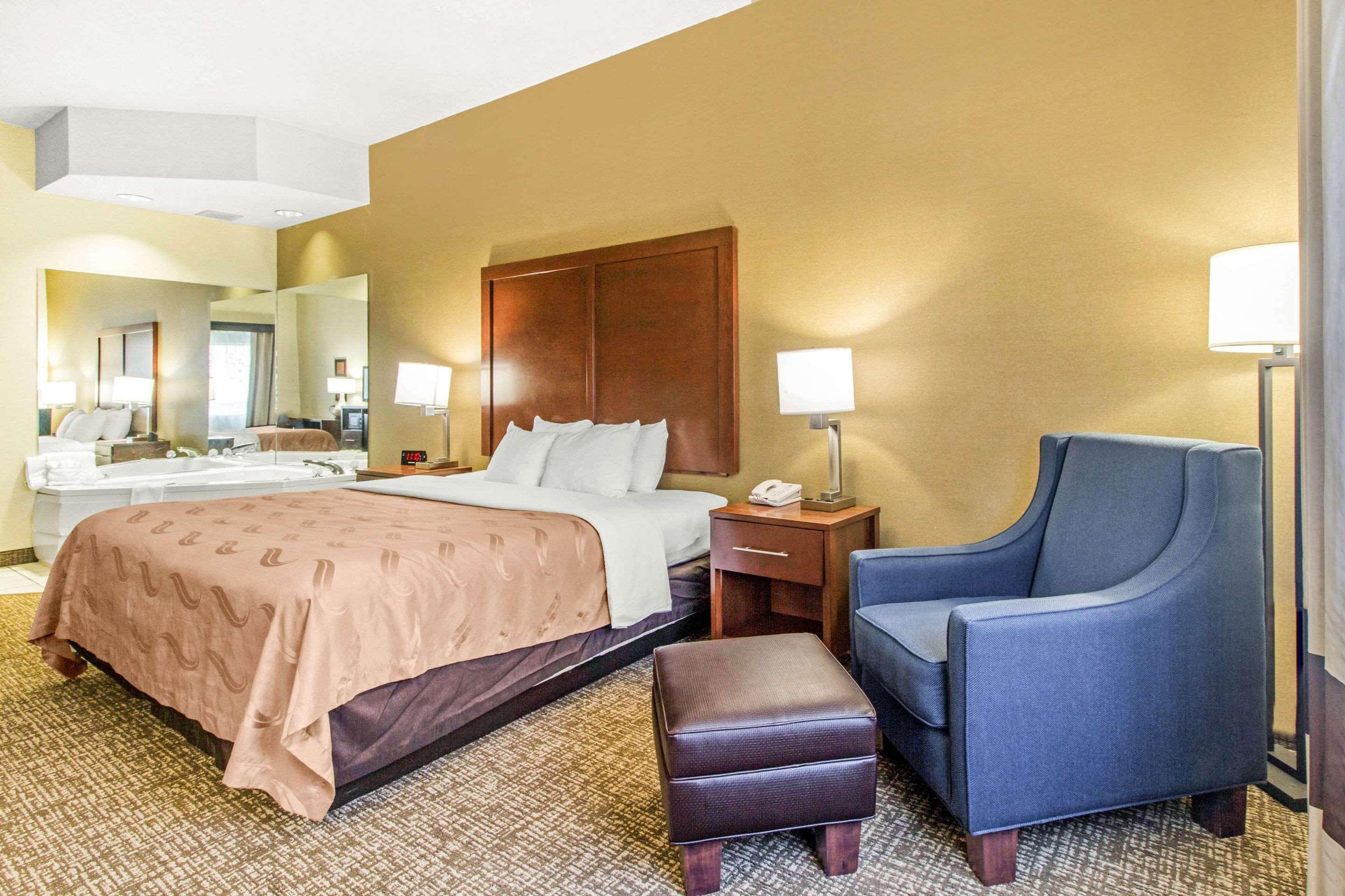 Quality Suites Корбін Екстер'єр фото